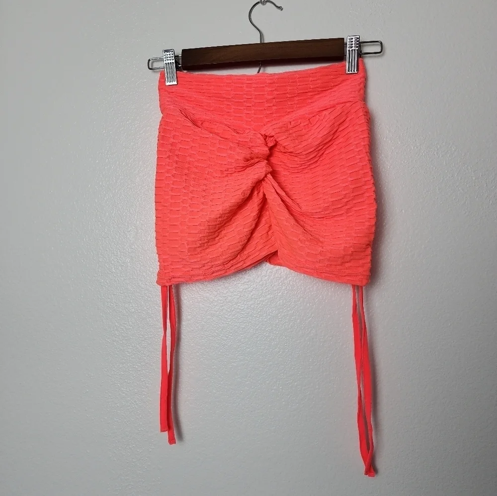 ZLYJ Sports Yoga Orange  Jacquard Shorts Women's  Size S NWOT